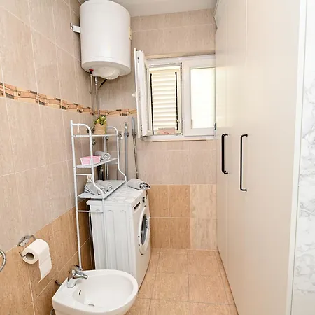 Apartman Amarena 023 Zára