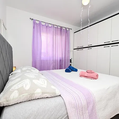 Διαμέρισμα Amarena 023 *