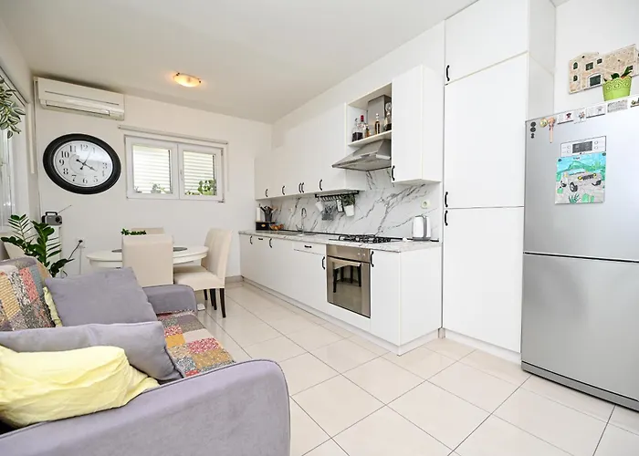 Amarena 023 Apartment