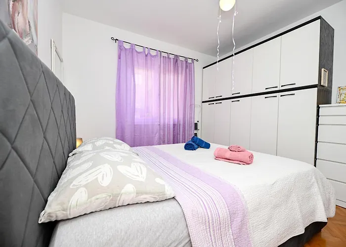 Apartment Amarena 023 *