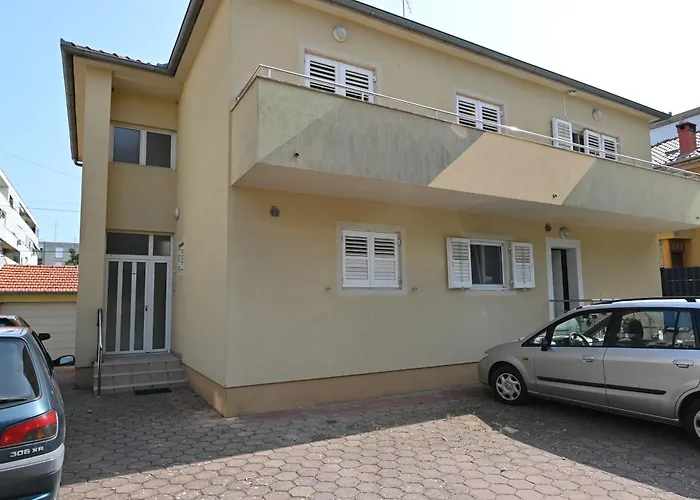 Apartment Amarena 023 *